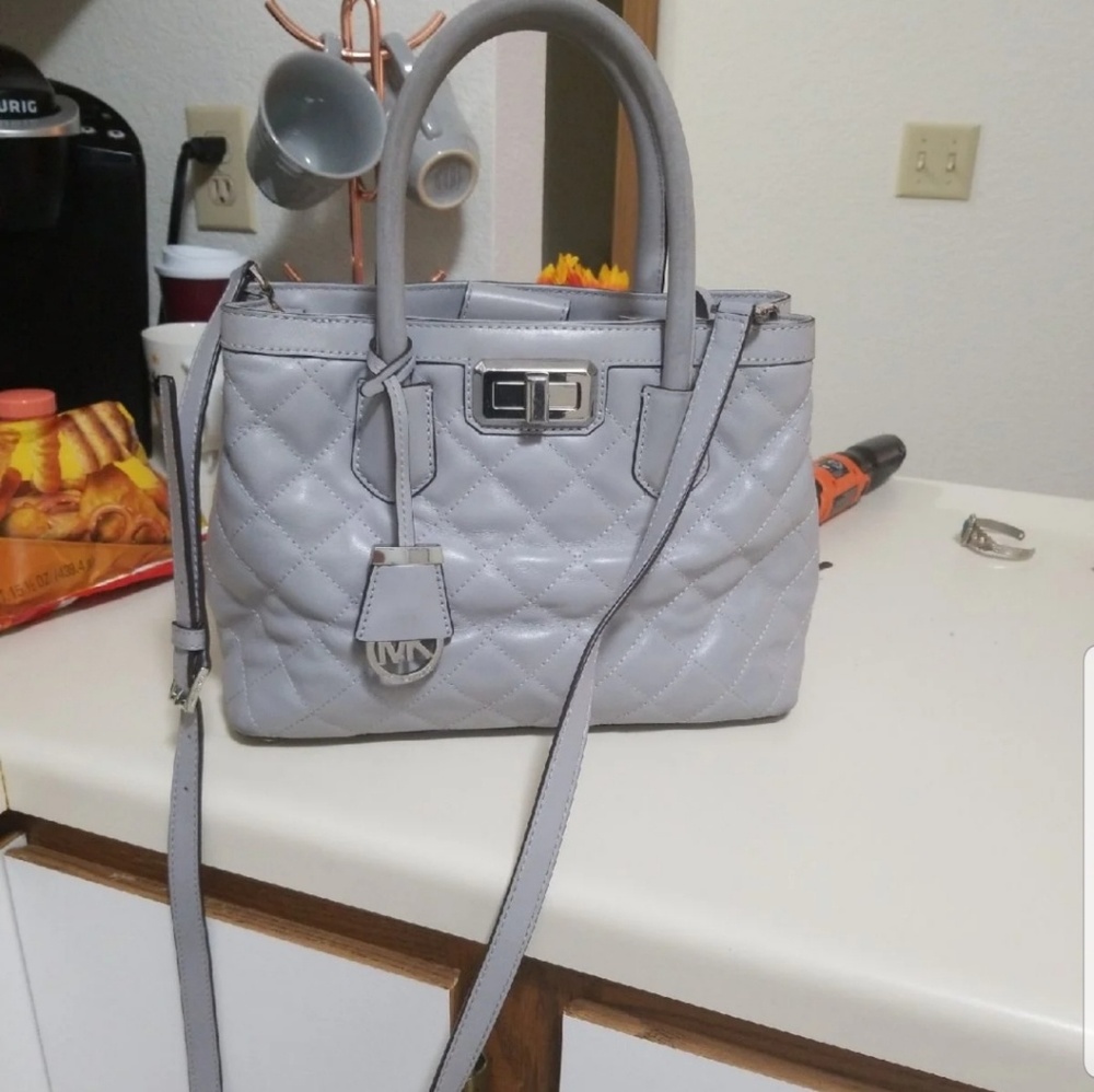 Michael kors crossbody